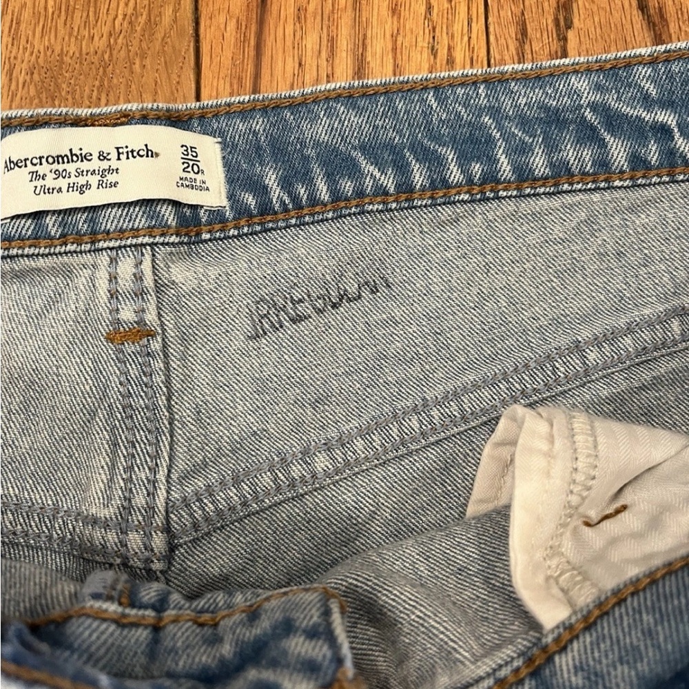 Abercrombie & Fitch The 90s Straight Jeans Ultra High Rise Blue Denim 35 20R New - Picture 6 of 12